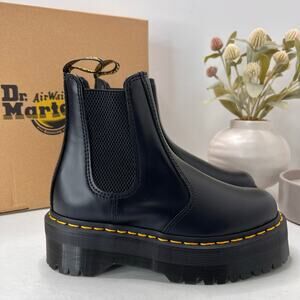 Dr. Martens 2976 Quad Chelsea Boot Black Polished Smooth Women's 5 NWB